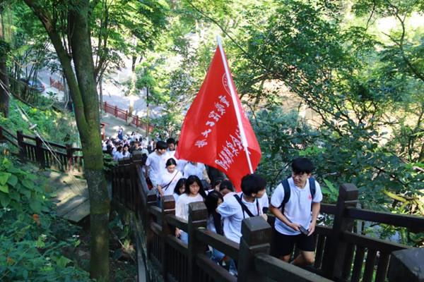 怎么把华为手机上的游戏转到苹果手机上？游戏画面